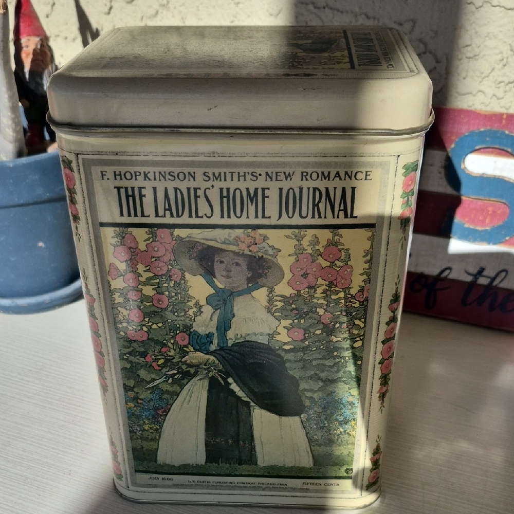 Vintage The Ladies' Home Journal Tin